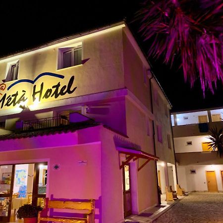 Meta Hotel Santa Teresa Gallura Exterior foto