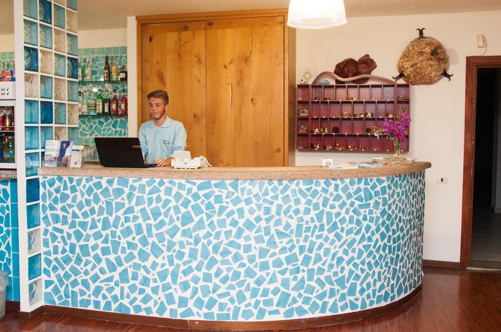 Meta Hotel Santa Teresa Gallura Exterior foto