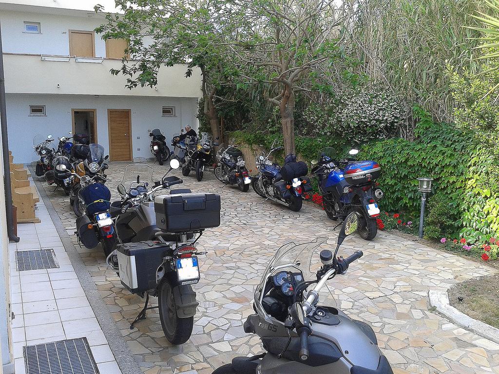 Meta Hotel Santa Teresa Gallura Exterior foto