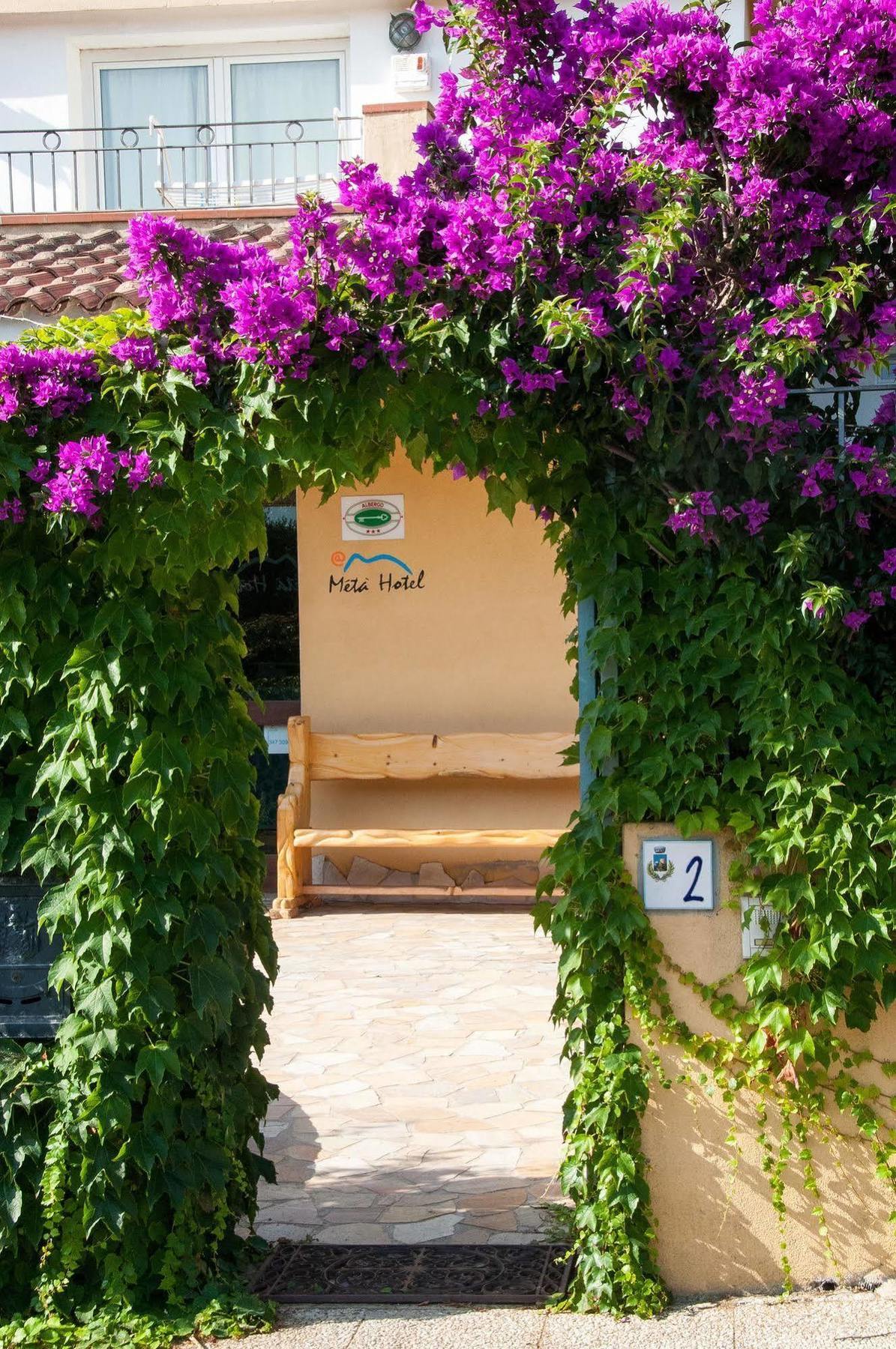 Meta Hotel Santa Teresa Gallura Exterior foto