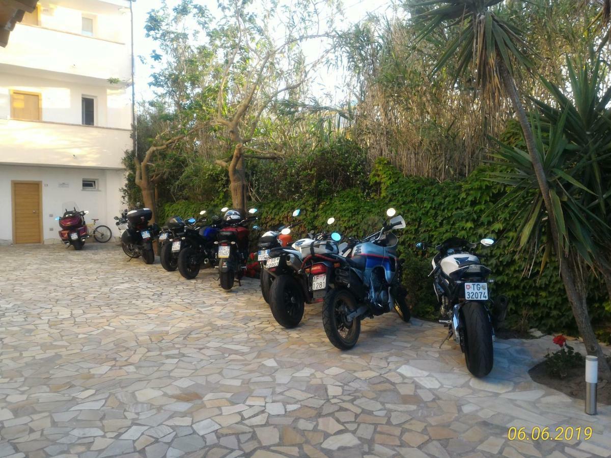 Meta Hotel Santa Teresa Gallura Exterior foto